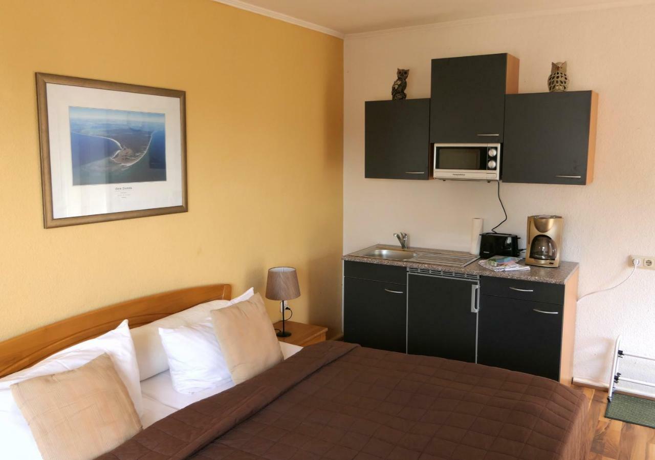 Kapitaenshaus In Strandnaehe In Prerow Esterno foto
